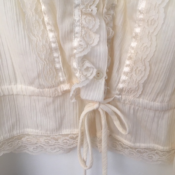 Sheer Vintage Prairie Blouse - Picture 3 of 5